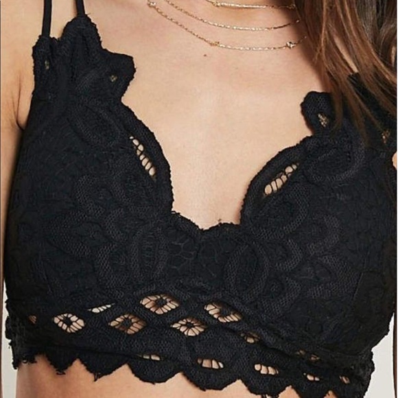 ✨LAST ONES✨Black Lace Brallette - Picture 7 of 8
